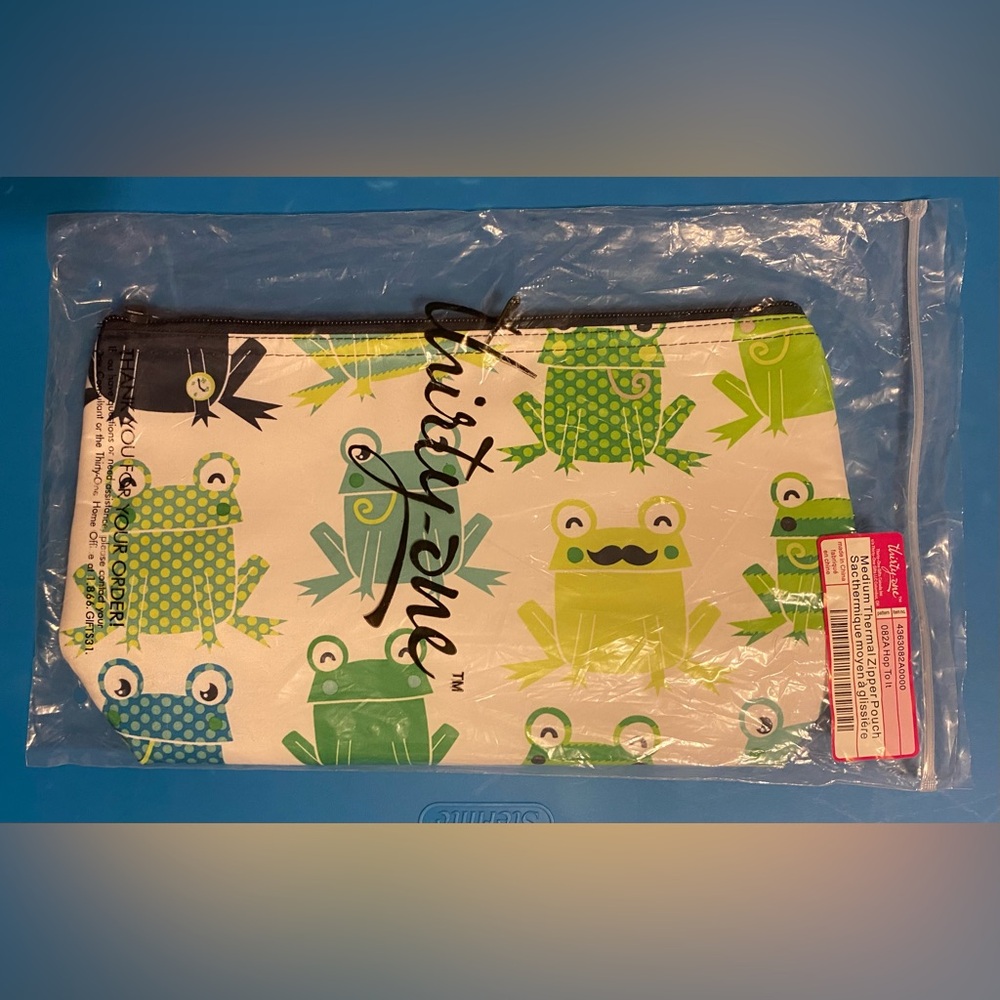 Thirty-One Medium Thermal Zipper Pouch